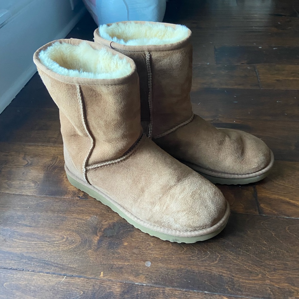 women’s short ugg boots